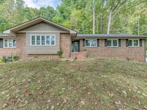411 Rovan Dr, Johnson City, TN 37601