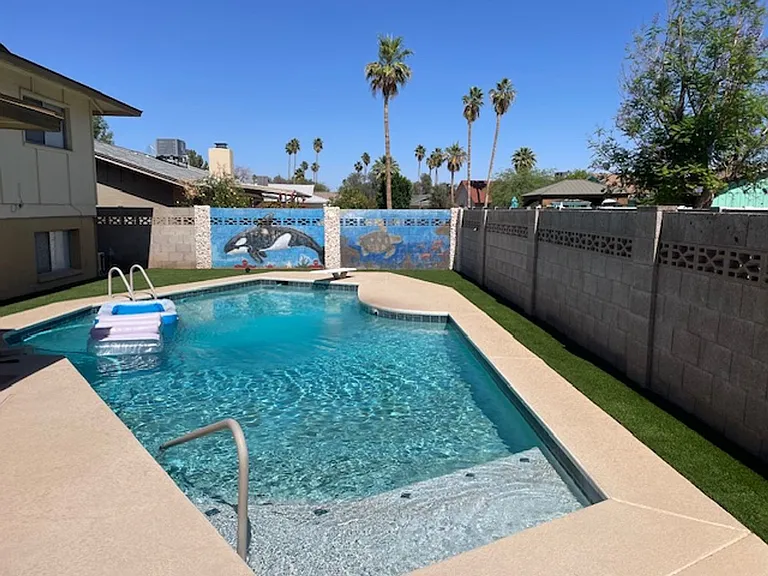 1633 E La Jolla Dr — Photo 9