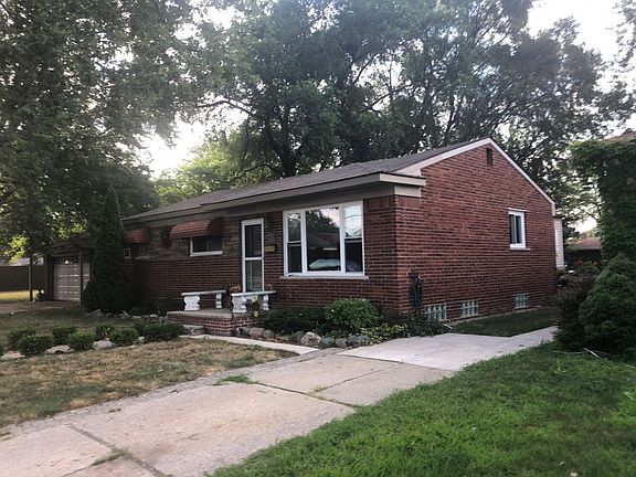 3rd image of 20512 Walton St