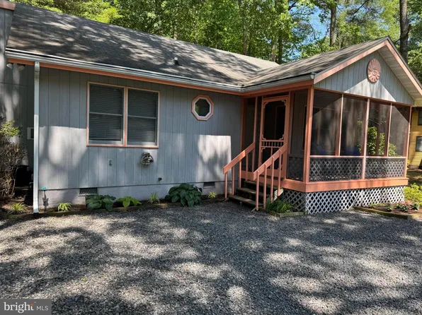 17 Lord Guy Ter, Ocean Pines, MD 21811