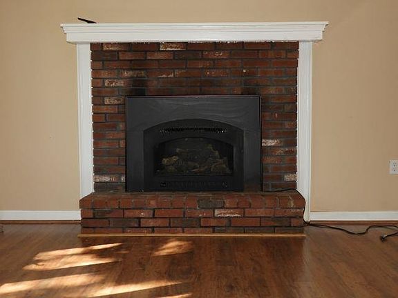 5th image of 28 Westwood Lane