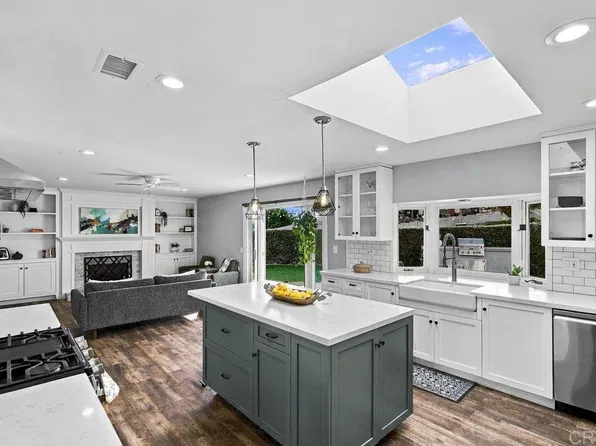 1815 Bailey Dr, Oceanside, CA 92054