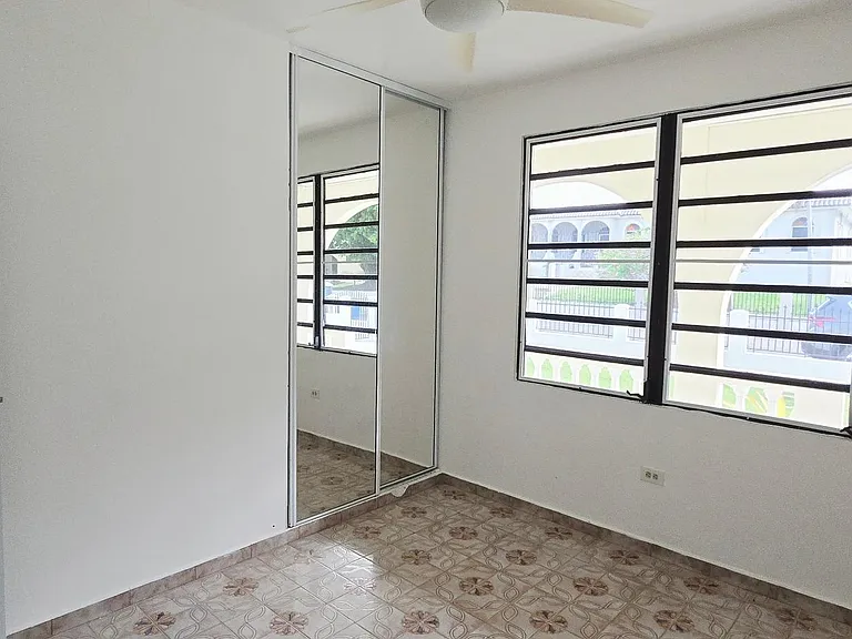 Carr #2 Urb. Villa Avelina — Photo 19