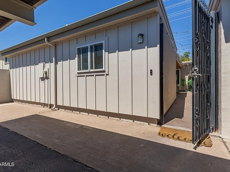5913 E Thomas Rd — Photo 24