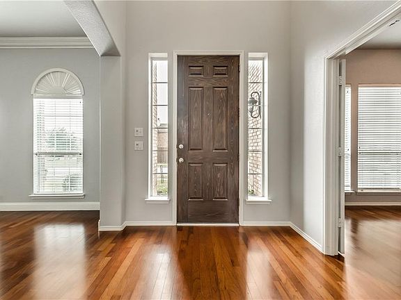 3rd image of 8124 Peacock Ln