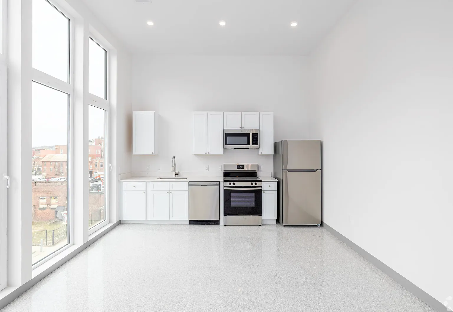 1 bed, 675 sqft, $2,565 — Photo 2