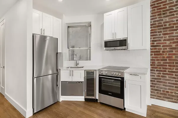 Rented by Compass | media 2