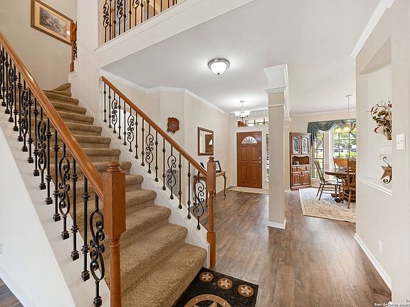 4th image of 8506 BLACKCASTLE DR