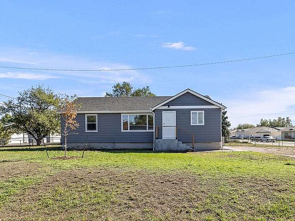 2nd image of 1601 Bitterroot Dr