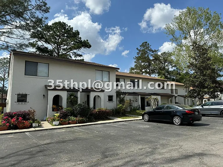 2635 SW 35th Pl — Photo 14