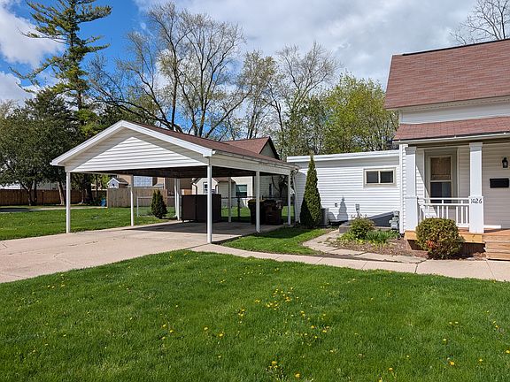 3rd image of 1026 S Fancher Ave #1
