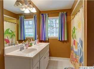 2341 Garland Dr, Vestavia Hills, AL 35216