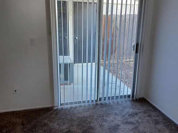 5th image of 1925 Grande Cir APT 2