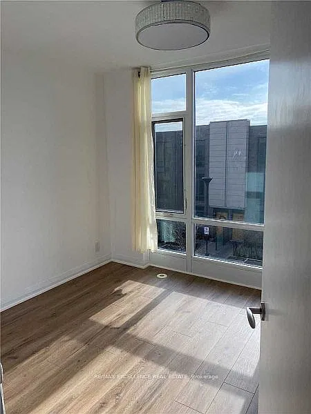 4 bed, $3,650 — Photo 4