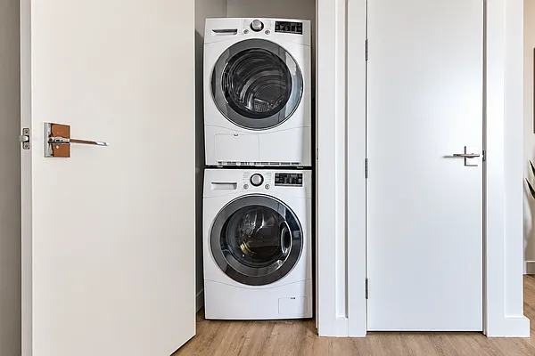 Laundry, photo 1