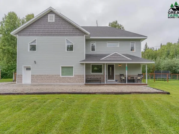 3266 Laurance Rd, North Pole, AK 99705