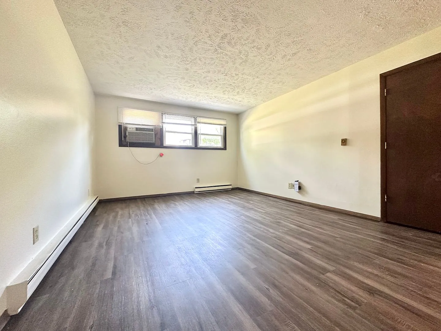 102 N. Orr — Photo 3