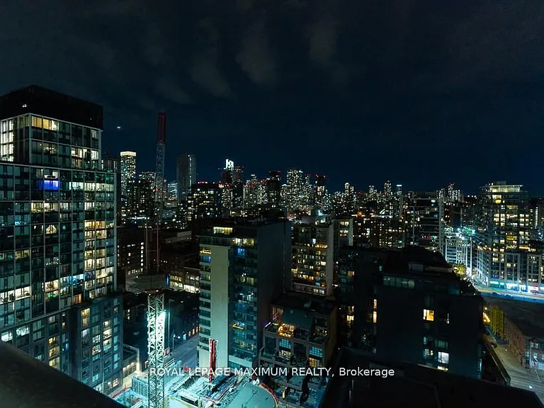 70 Princess St #2015-E — Photo 20