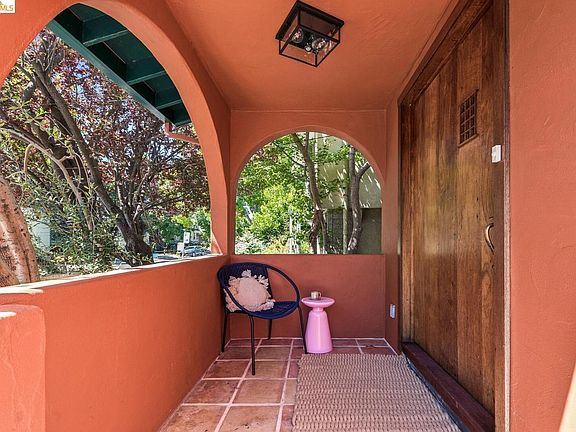 2nd image of 2431 McKinley Ave