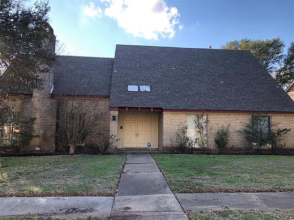 2nd image of 2610 Hodges Bend Cir