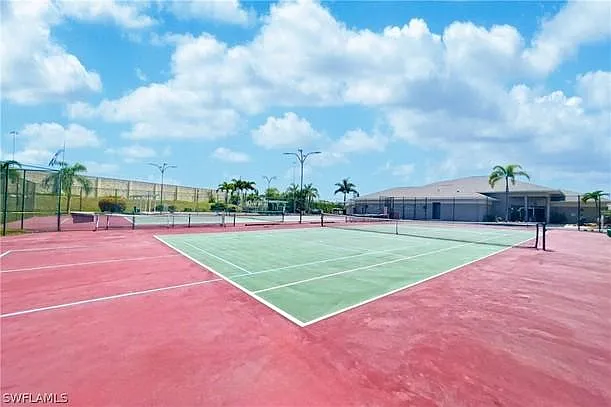 Tennis and pickle ball courts