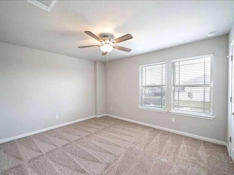 188 Shooting Star Dr — Photo 16