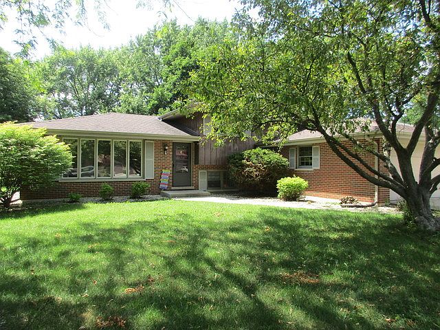 1st image of 623 Shorewood Dr
