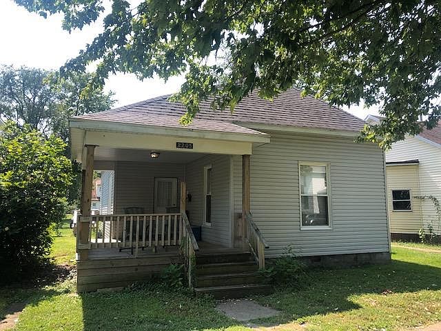 1st image of 2205 Richmond Ave