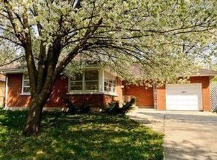 143 S Lorraine Rd, Wheaton, IL 60187