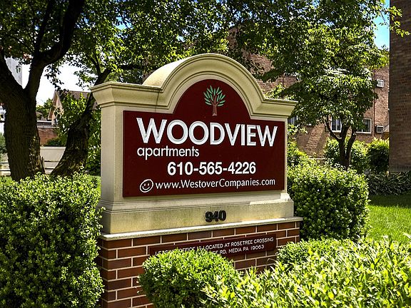 Welcome Sign
