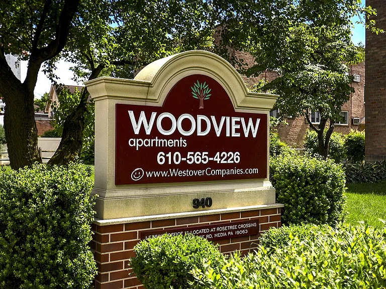 Welcome Sign