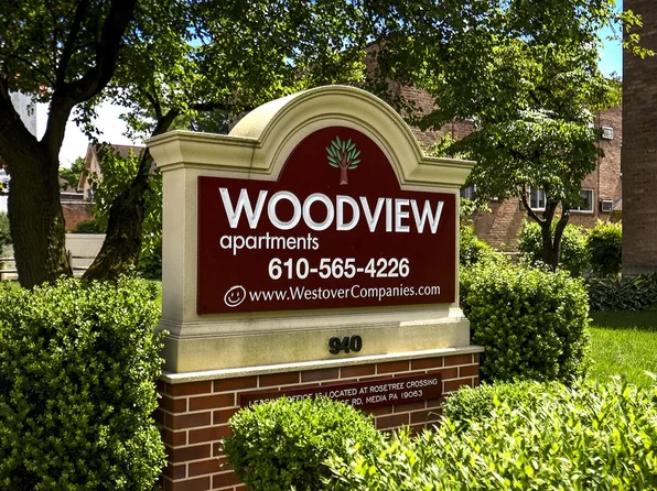 Woodview Apartments