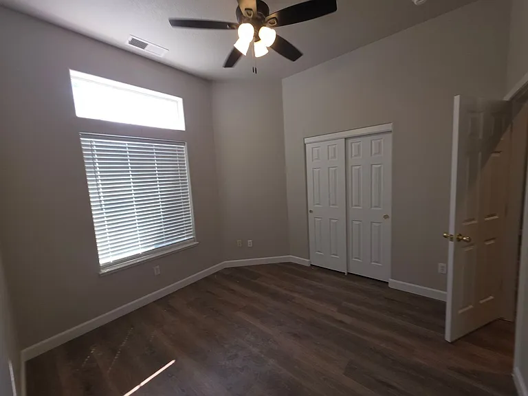 918 Desert Breeze Way — Photo 10
