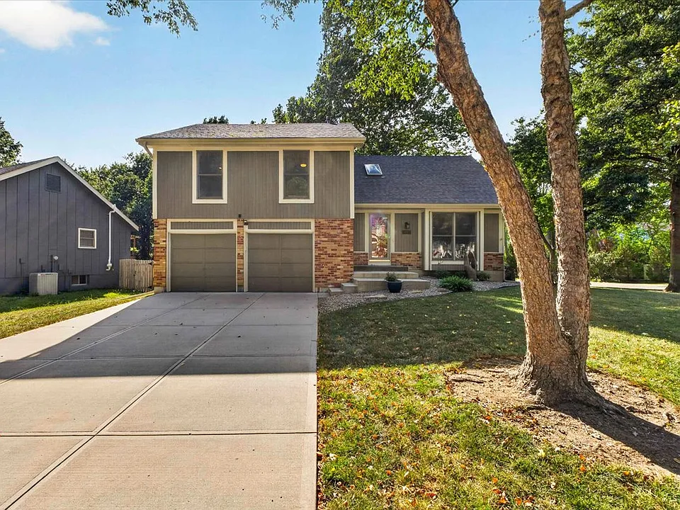 9002 Swarner Dr