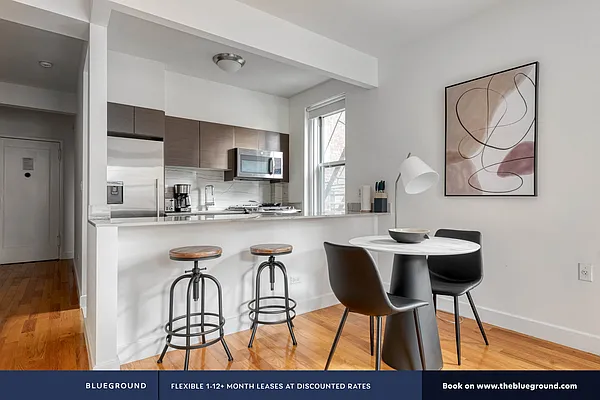 Rented by The Blueground | media 48