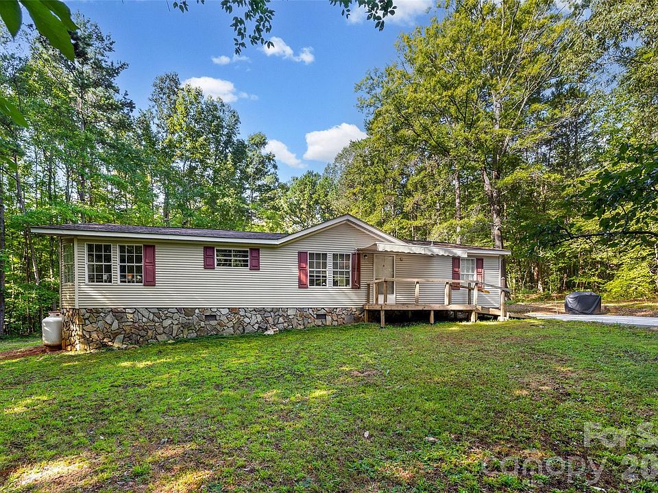 1st image of 1475 Smith Woods Ln