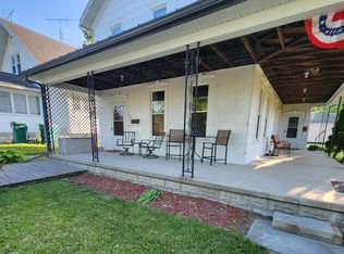 416 1/2 Superior St, Genoa, OH 43430