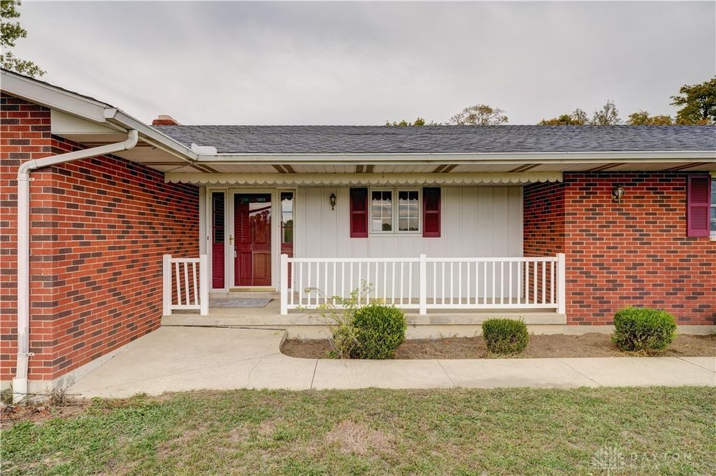 Real estate listing image