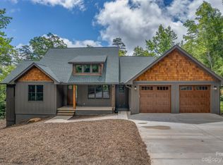 609 Quail Ridge Rd, Lake Lure, NC 28746