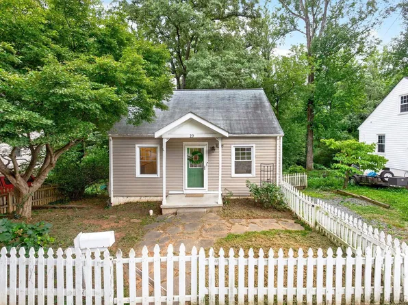 19 Mobile Ln, Charlottesville, VA 22903