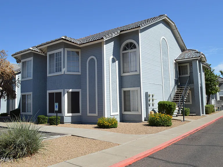 2910 W Marconi Ave #113 — Photo 2