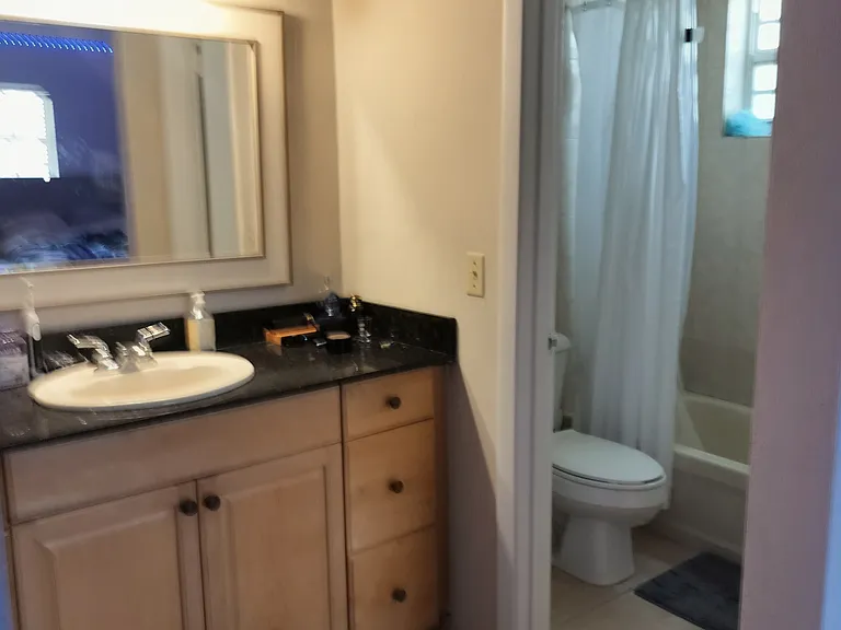 940 Benevento Ave — Photo 13
