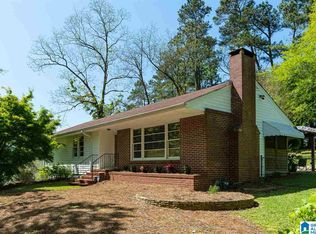 306 Cherokee Dr, Trussville, AL 35173