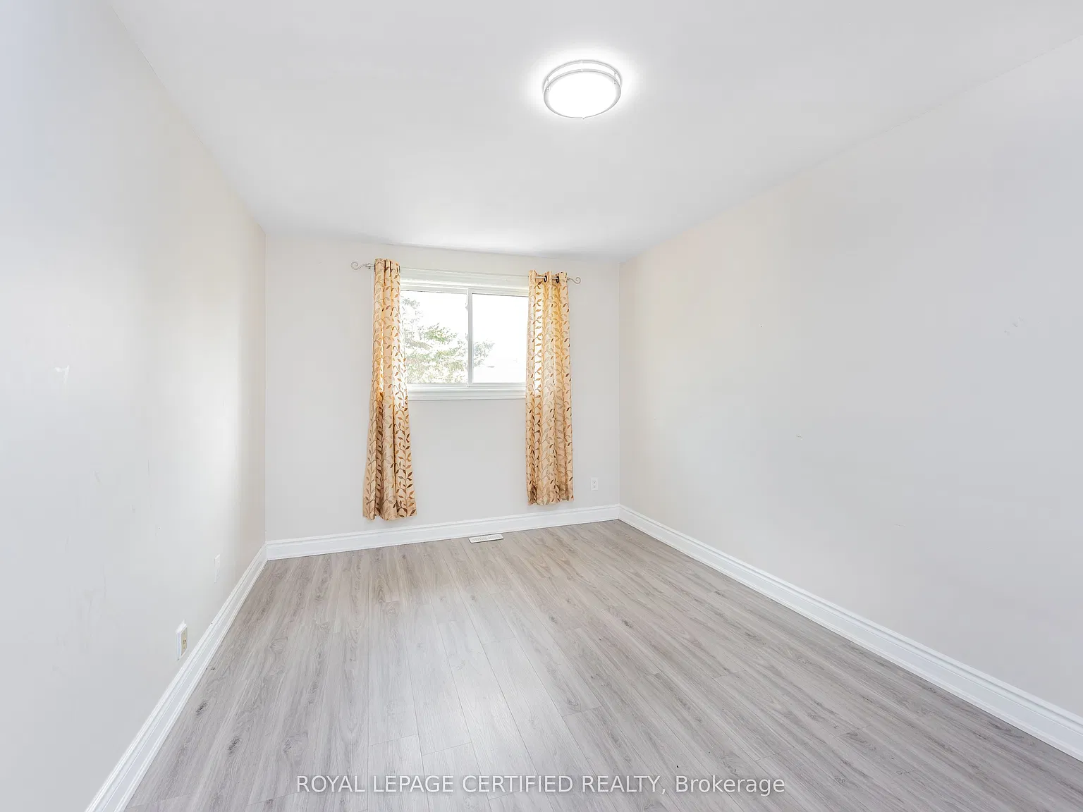 3 bed, $2,800 — Photo 3