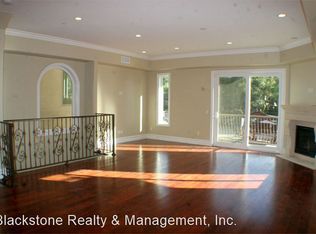 23287 Lake Manor Dr, Chatsworth, CA 91311