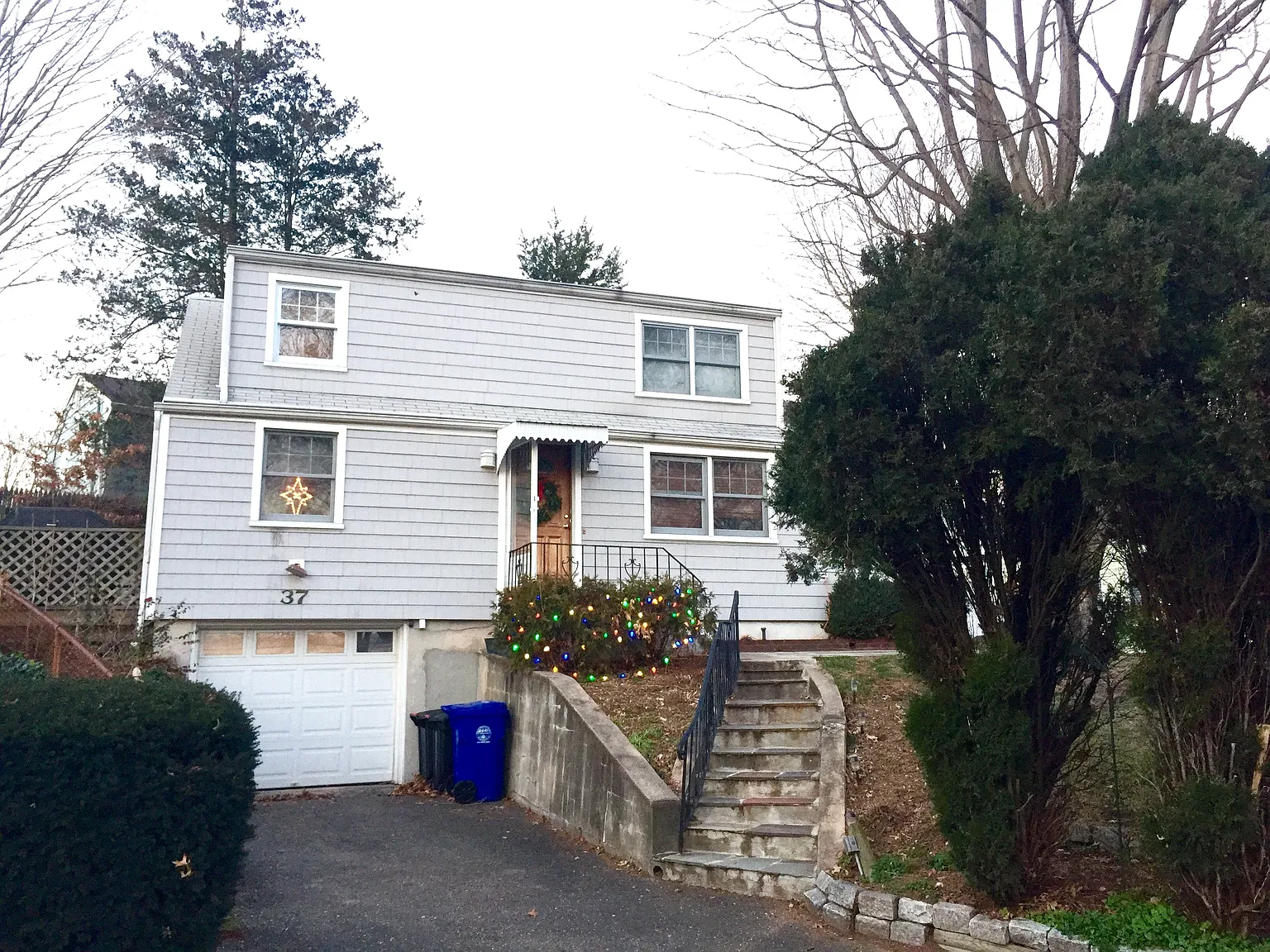 37 Circle Rd photo 1