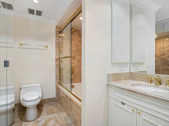 5th image of 502 Park Ave APT 6C