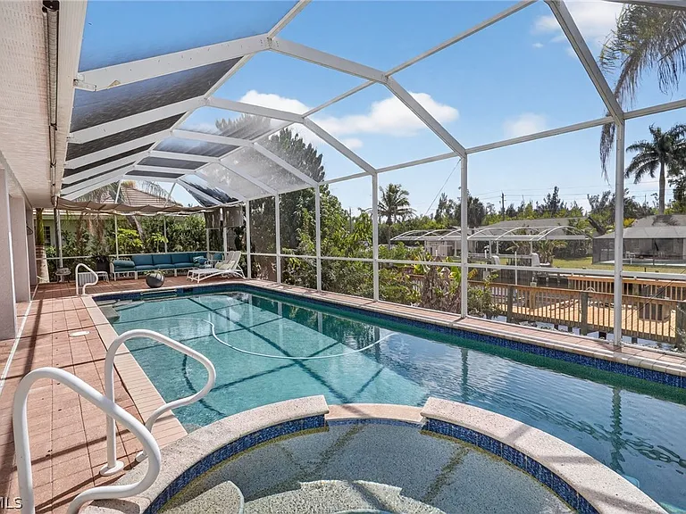 5541 Harborage Dr — Photo 46