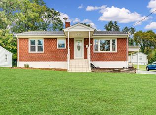 541 Hawthorn Rd, Salem, VA 24153