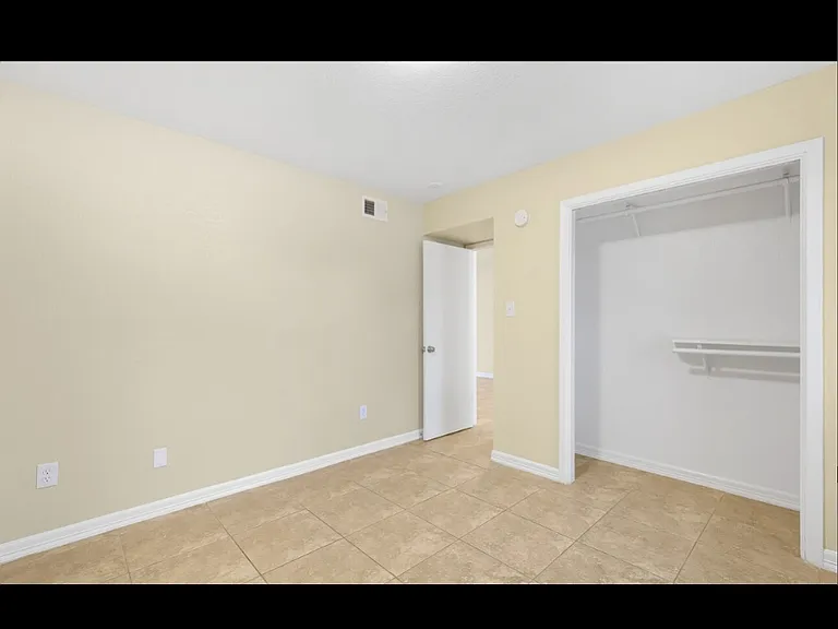 230 E Virginia St #1 — Photo 3